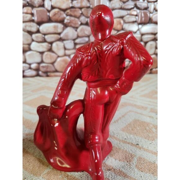 Vintage Ceramic Red Matador and Bull Statues - Picture 5 of 16